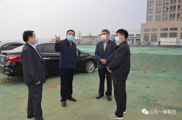 肥城市人大常委会副主任张伟到一滕大厦调研项目施工情况