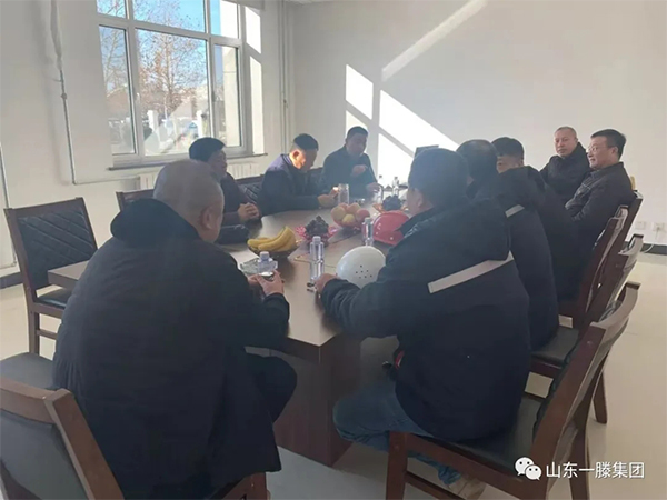 滕鸿儒董事长一行到辽宁营口走访一滕项目建设